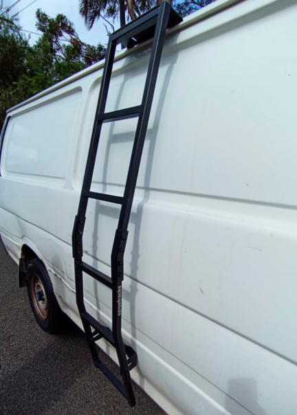 2x OZ147 Stainless Steel Gutter Ladder 147CM