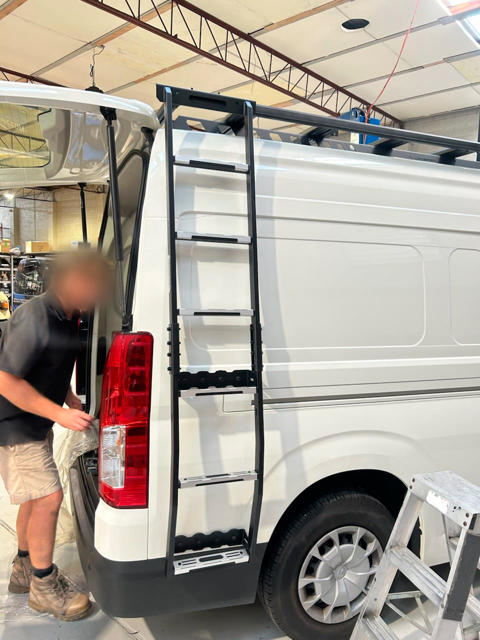 6x OZ179 Roof Rack Ladder 179.5CM