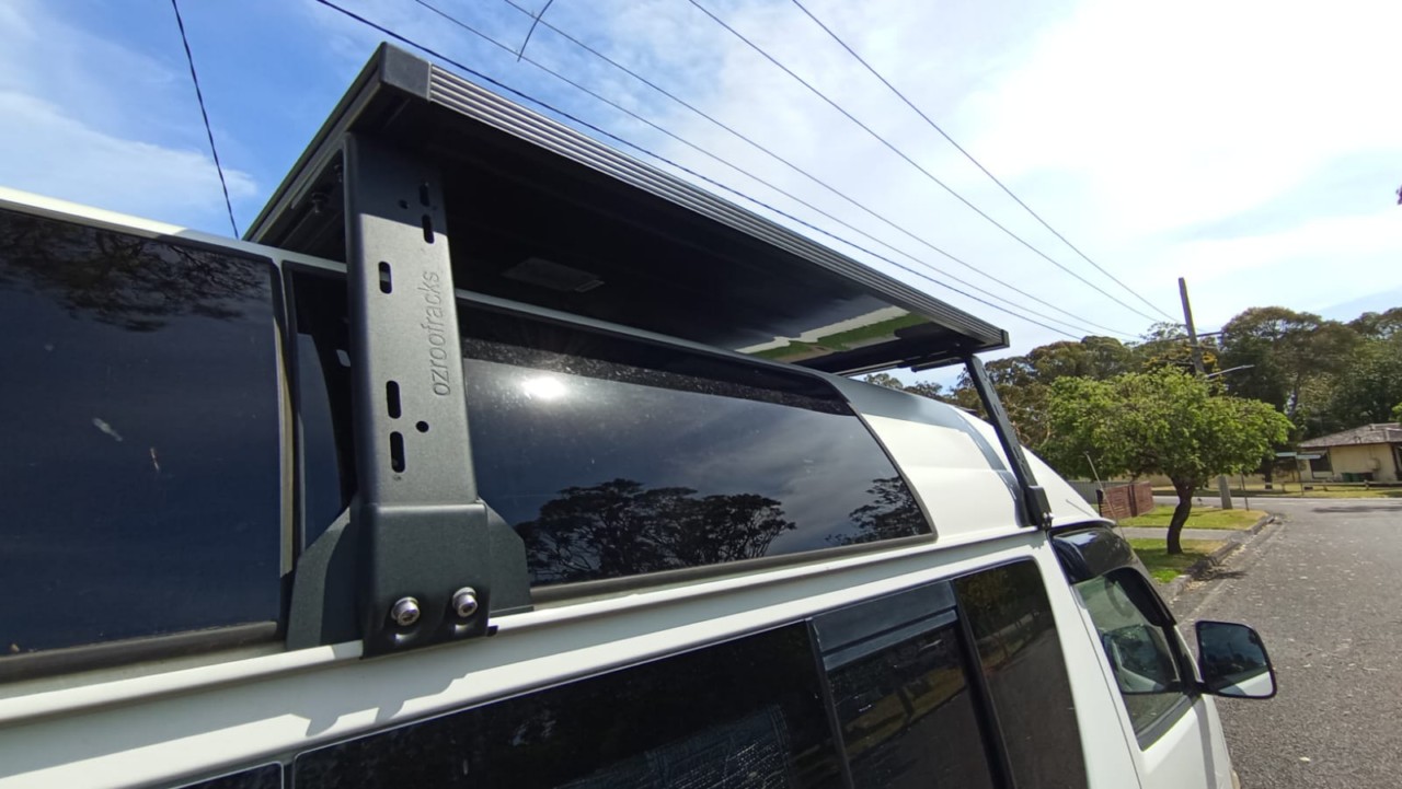 4x OZ4040 Black Anodized 6063-T5 Aluminium Extrusion T-Slot Profile
